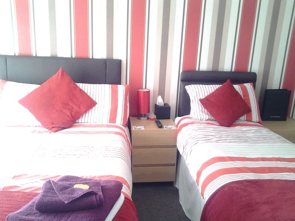 Twin Palms Guesthouse Great Yarmouth Exterior foto