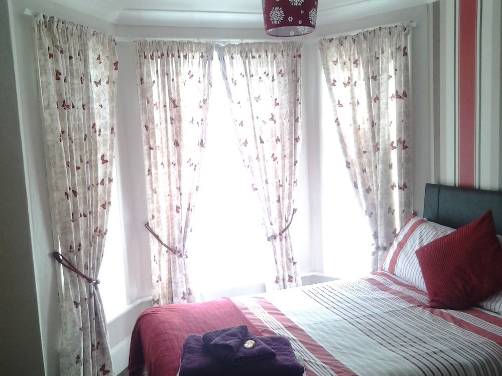 Twin Palms Guesthouse Great Yarmouth Exterior foto