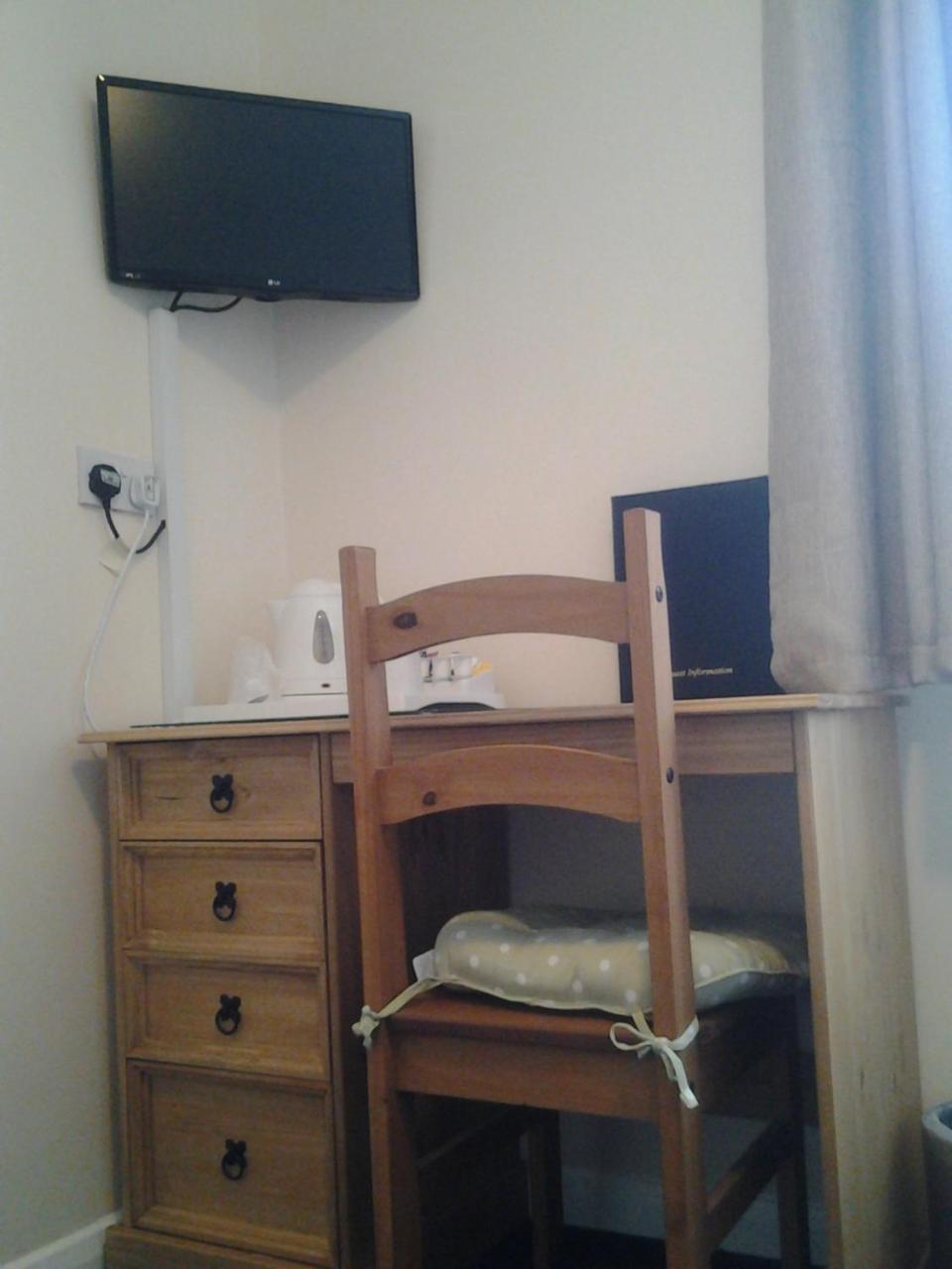 Twin Palms Guesthouse Great Yarmouth Exterior foto