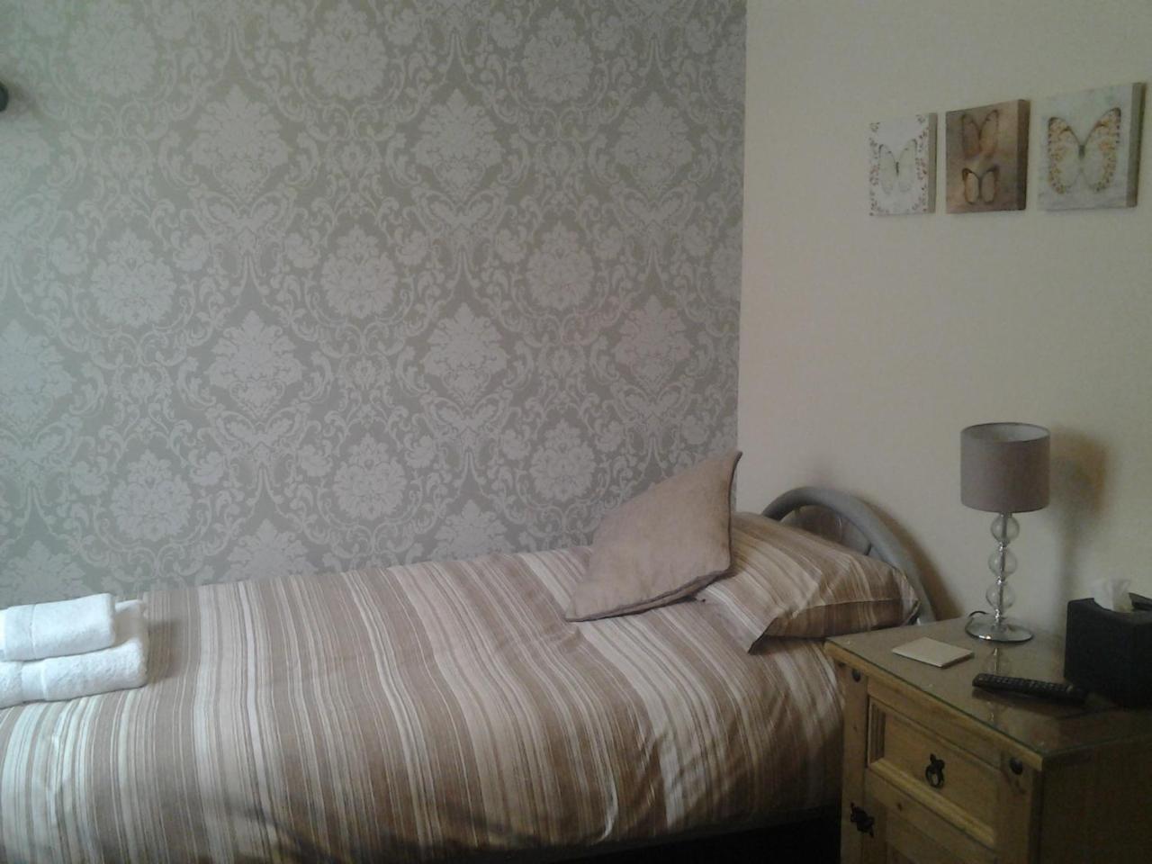 Twin Palms Guesthouse Great Yarmouth Exterior foto