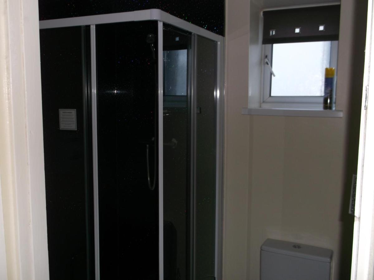Twin Palms Guesthouse Great Yarmouth Exterior foto
